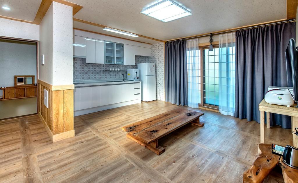 סאוגוויפו Bada Maru Pension מראה חיצוני תמונה